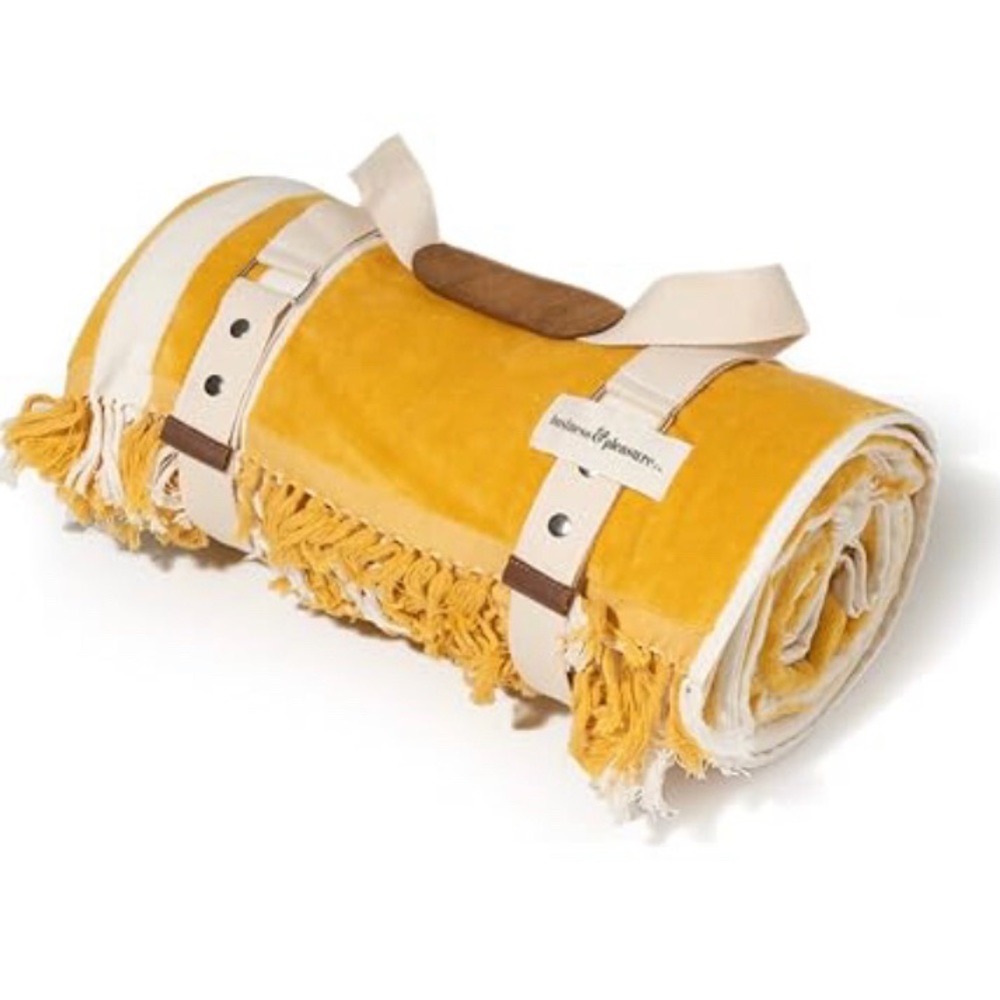 Business & Pleasure Beach Blanket Oversized Vintage Yellow